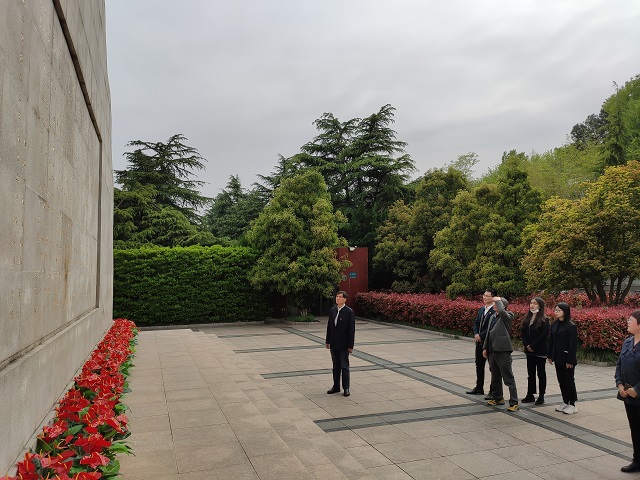 老子有钱lzyq88(中国)有限公司